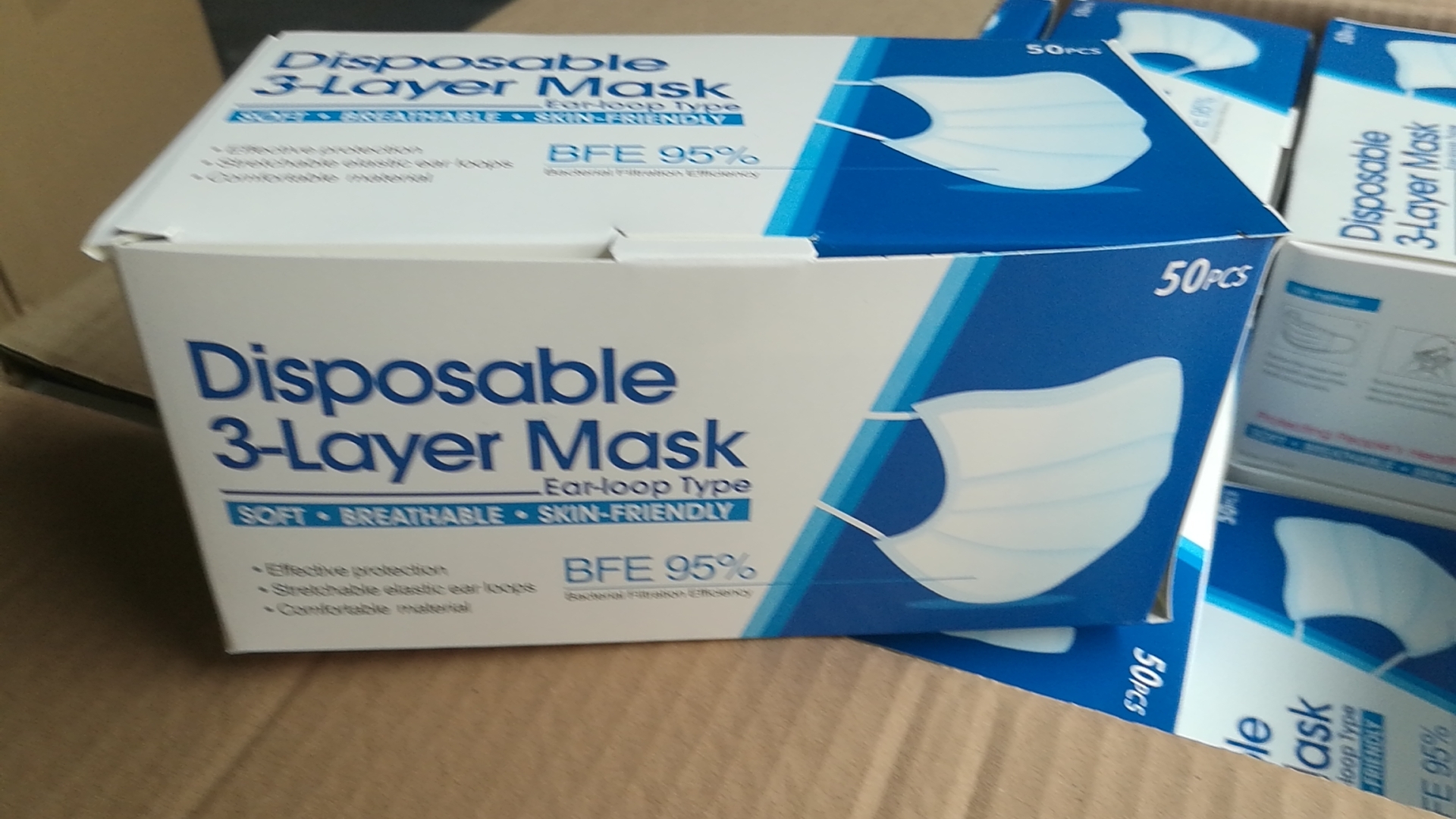 防疫物資出口運輸查驗現場圖